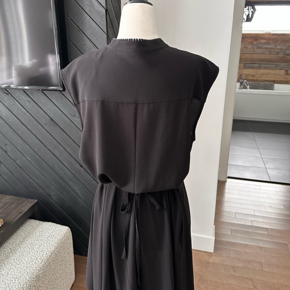 VINCE CAMUTO top - Picture 2 of 7